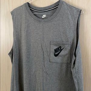 Nike top
